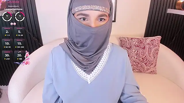 Snapshot of Ayha_khalaf chatting on March 2025 03:40:01 AM Ayha khalaf online show from March 2025 03:40:01 AM