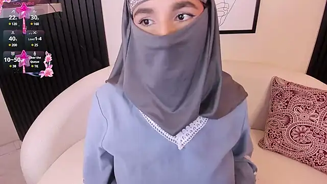 Snapshot of Ayha_khalaf chatting on March 2025 06:43:01 AM Ayha khalaf online show from March 2025 06:43:01 AM