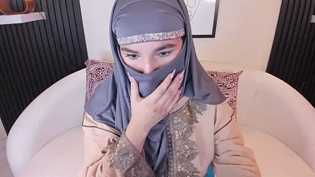 Snapshot of Ayha_khalaf chatting on March 2025 03:35:01 AM Ayha khalaf online show from March 2025 03:35:01 AM