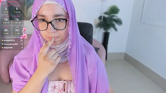 Snapshot of Ayha_khalaf chatting on September 2025 01:09:01 AM Ayha khalaf online show from September 2025 01:09:01 AM