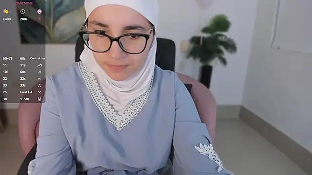 Snapshot of Ayha_khalaf chatting on October 2025 01:25:02 AM Ayha khalaf online show from October 2025 01:25:02 AM