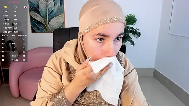 Snapshot of Ayha_khalaf chatting on October 2025 01:14:02 AM Ayha khalaf online show from October 2025 01:14:02 AM