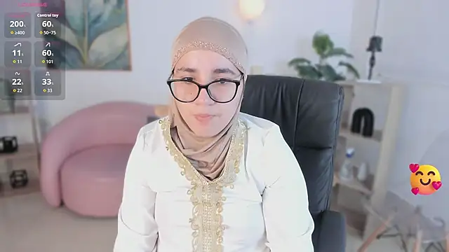 Snapshot of Ayha_khalaf chatting on October 2025 01:06:02 AM Ayha khalaf online show from October 2025 01:06:02 AM