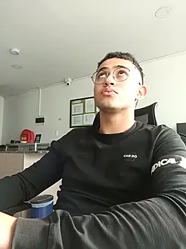 Thonny-becker online show from February 2025 09:48:01 PM