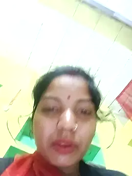 Snapshot of Bhuvi_Bedi chatting on January 2025 06:07:01 PM Bhuvi Bedi online show from January 2025 06:07:01 PM