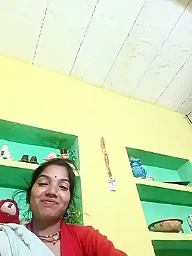 Snapshot of Bhuvi_Bedi chatting on January 2025 07:11:01 PM Bhuvi Bedi online show from January 2025 07:11:01 PM