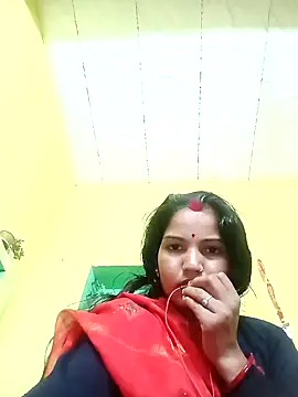 Snapshot of Bhuvi_Bedi chatting on January 2025 06:13:02 AM Bhuvi Bedi online show from January 2025 06:13:02 AM