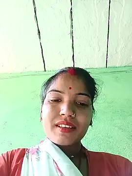 Snapshot of Bhuvi_Bedi chatting on January 2025 04:36:01 AM Bhuvi Bedi online show from January 2025 04:36:01 AM