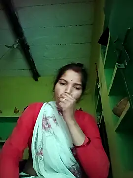 Snapshot of Bhuvi_Bedi chatting on February 2025 09:14:02 AM Bhuvi Bedi online show from February 2025 09:14:02 AM