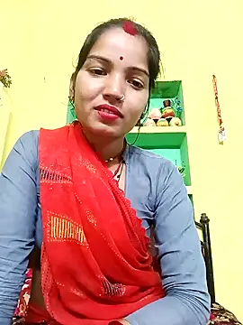 Snapshot of Bhuvi_Bedi chatting on February 2025 06:51:02 AM Bhuvi Bedi online show from February 2025 06:51:02 AM