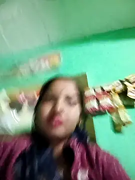 Snapshot of Bhuvi_Bedi chatting on February 2025 03:31:02 PM Bhuvi Bedi online show from February 2025 03:31:02 PM