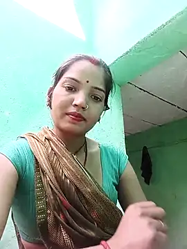 Snapshot of Bhuvi_Bedi chatting on March 2025 09:35:02 AM Bhuvi Bedi online show from March 2025 09:35:02 AM