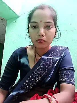 Snapshot of Bhuvi_Bedi chatting on March 2025 11:21:01 AM Bhuvi Bedi online show from March 2025 11:21:01 AM