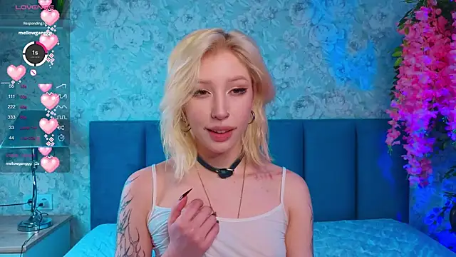 Snapshot of SallyCha chatting on March 2025 07:15:01 AM SallyCha online show from March 2025 07:15:01 AM