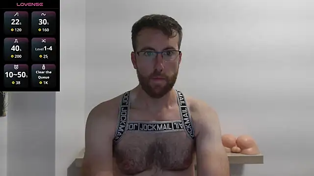 Snapshot of machohiberiko chatting on October 2025 08:27:02 PM machohiberiko online show from October 2025 08:27:02 PM