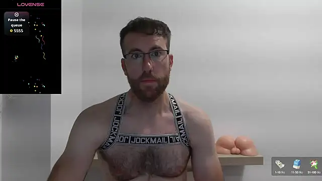 Snapshot of machohiberiko chatting on October 2025 07:58:02 PM machohiberiko online show from October 2025 07:58:02 PM