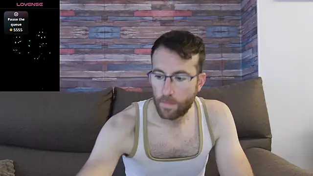 Snapshot of machohiberiko chatting on November 2025 04:07:02 PM machohiberiko online show from November 2025 04:07:02 PM