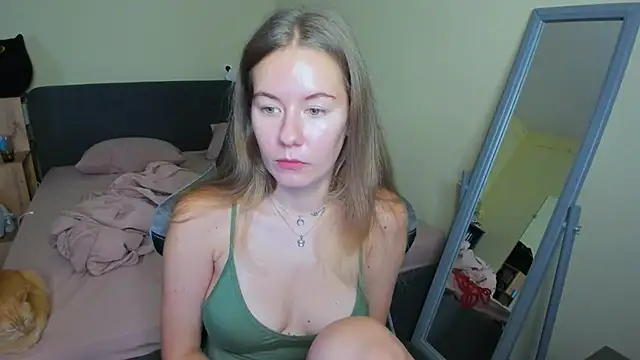 Snapshot of EmilyPaw chatting on September 2025 11:11:01 AM EmilyPaw online show from September 2025 11:11:01 AM