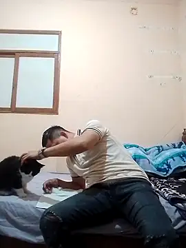 Snapshot of LuisMex1998 chatting on September 2025 04:00:01 AM LuisMex1998 online show from September 2025 04:00:01 AM