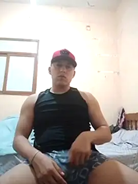 Snapshot of LuisMex1998 chatting on November 2025 08:14:01 AM LuisMex1998 online show from November 2025 08:14:01 AM