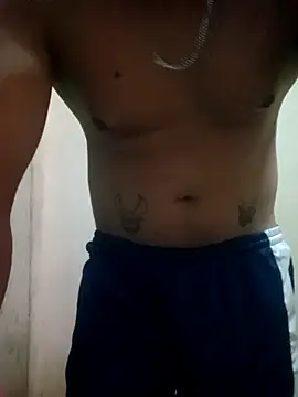 Snapshot of LuisMex1998 chatting on November 2025 08:03:01 AM LuisMex1998 online show from November 2025 08:03:01 AM