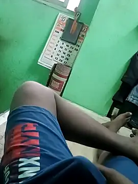 Snapshot of Raj41 chatting on September 2025 06:03:01 AM Raj41 online show from September 2025 06:03:01 AM