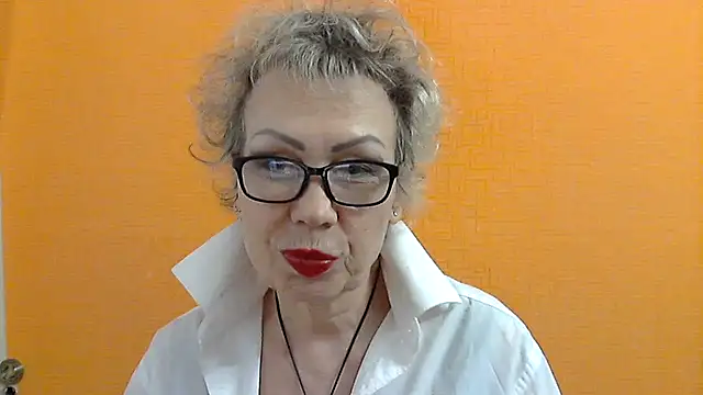 NessyJenixs online show from March 2025 07:06:01 PM