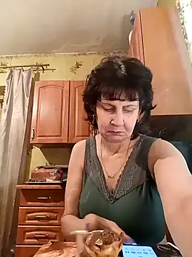 Snapshot of Laura_Kiss chatting on January 2025 08:45:01 AM Laura Kiss online show from January 2025 08:45:01 AM