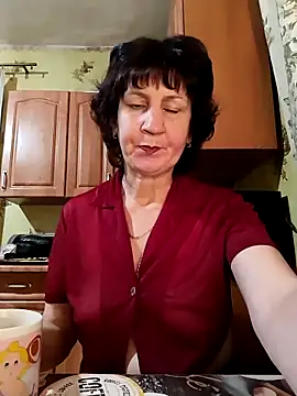 Snapshot of Laura_Kiss chatting on March 2025 04:11:01 PM Laura Kiss online show from March 2025 04:11:01 PM