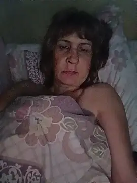 Laura Kiss online show from June 2026 09:03:01 PM