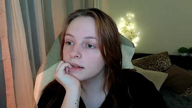 Snapshot of Hanna_melon chatting on February 2025 02:56:02 PM Hanna melon online show from February 2025 02:56:02 PM