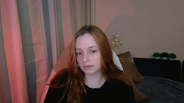 Snapshot of Hanna_melon chatting on February 2025 10:06:02 PM Hanna melon online show from February 2025 10:06:02 PM