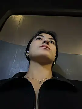 Snapshot of fiorella_paris chatting on February 2026 02:32:01 AM fiorella paris online show from February 2026 02:32:01 AM