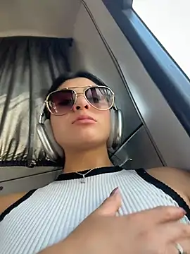 Snapshot of fiorella_paris chatting on February 2026 06:52:01 PM fiorella paris online show from February 2026 06:52:01 PM