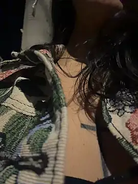 Snapshot of fiorella_paris chatting on April 2026 07:45:01 AM fiorella paris online show from April 2026 07:45:01 AM