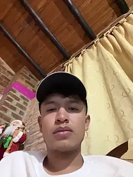 Snapshot of sebaxx8_ chatting on February 2025 11:53:02 PM sebaxx8 online show from February 2025 11:53:02 PM