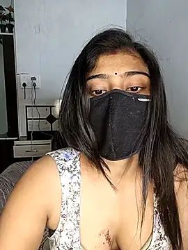 Love-N online show from November 2025 11:04:01 PM