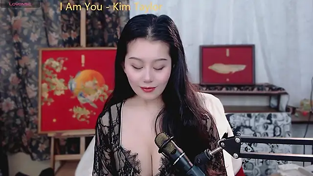 cat-lady-6688 online show from February 2025 01:25:01 PM