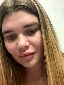 ella zzz online show from September 2025 04:01:02 PM