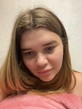 ella zzz online show from October 2025 07:54:01 PM