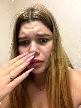 ella zzz online show from October 2025 07:24:01 PM