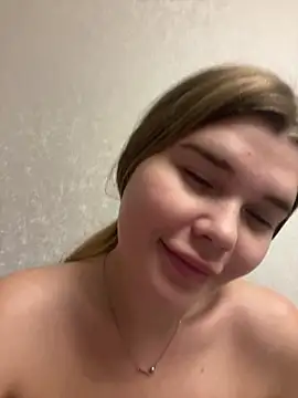 ella zzz online show from October 2025 04:02:02 PM