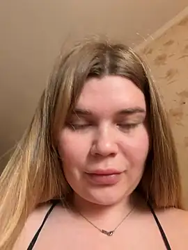 ella zzz online show from April 2026 02:17:02 PM