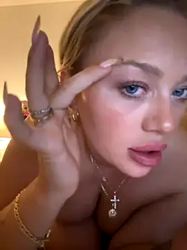 blissdimicco online show from October 2025 09:45:01 PM