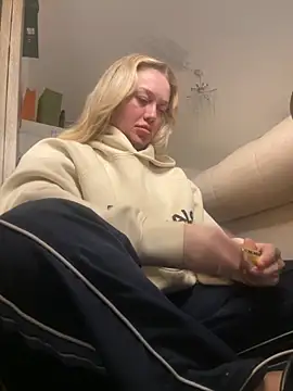 blissdimicco online show from November 2025 01:33:02 PM