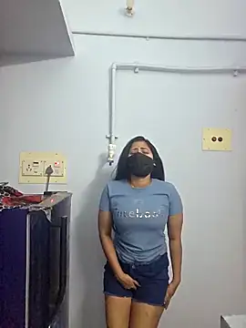 Snapshot of Hot_honey77 chatting on September 2025 11:37:01 AM Hot honey77 online show from September 2025 11:37:01 AM