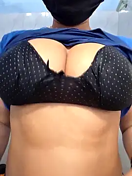 Snapshot of Hot_honey77 chatting on October 2025 04:54:01 AM Hot honey77 online show from October 2025 04:54:01 AM