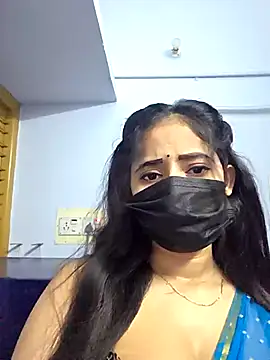 Snapshot of Hot_honey77 chatting on October 2025 05:36:02 PM Hot honey77 online show from October 2025 05:36:02 PM