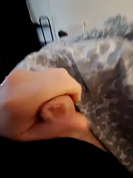 bongish20010 online show from February 2025 02:59:01 PM