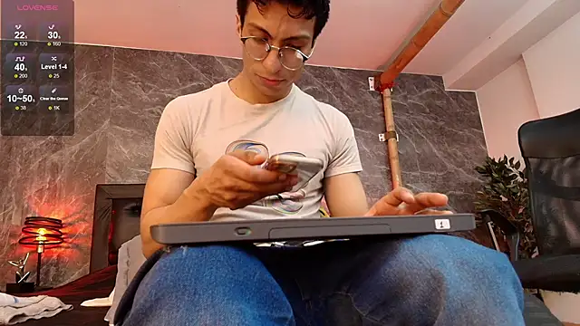 ApoloCruz online show from January 2026 02:15:01 AM